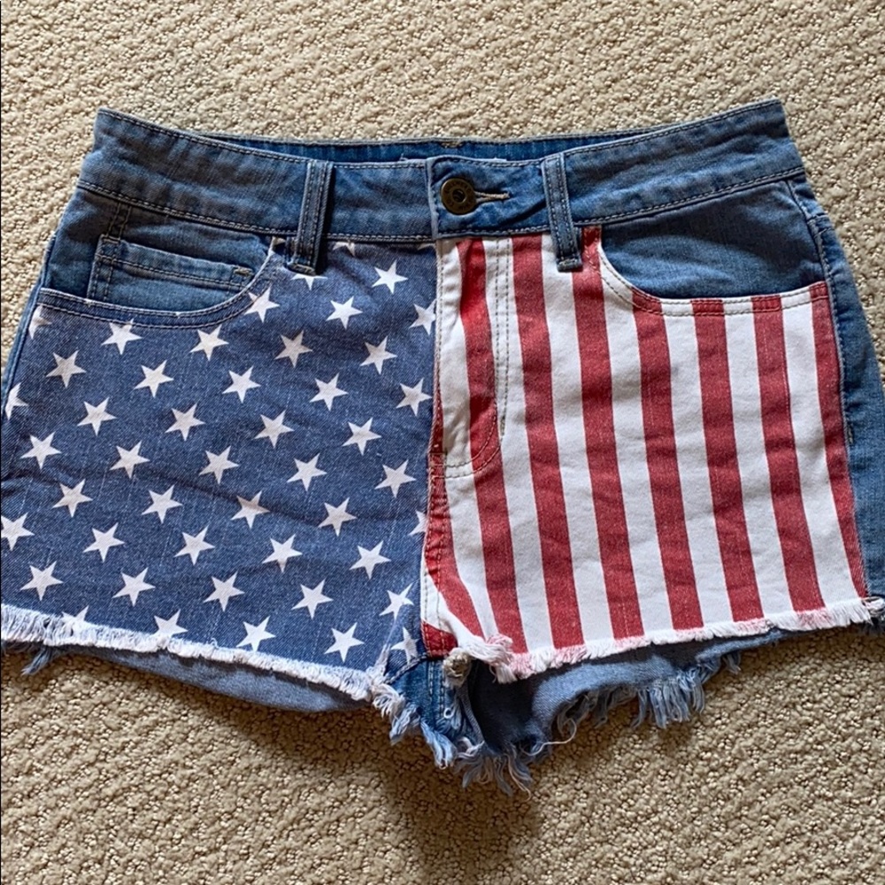 Bullhead Denim Co. High Rise Short Short